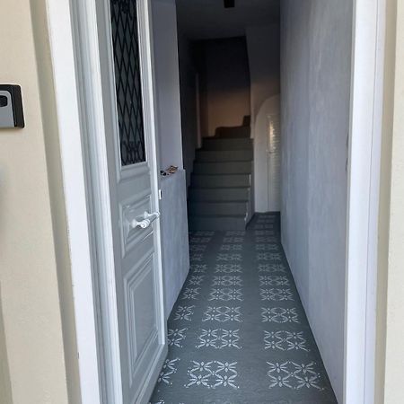 Odysseus Boutique Apartment Ermioni Bagian luar foto