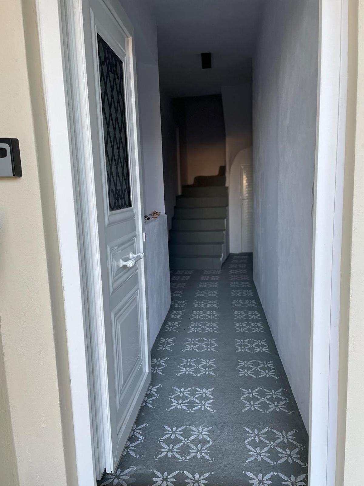 Odysseus Boutique Apartment Ermioni Bagian luar foto