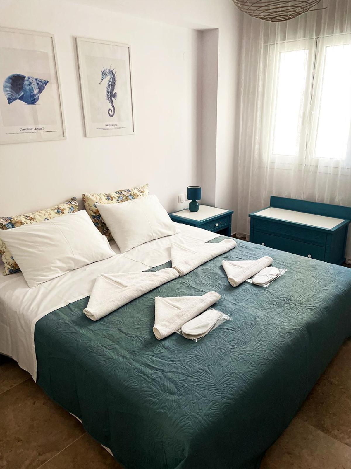 Odysseus Boutique Apartment Ermioni Bagian luar foto